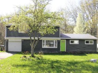 14840 Plum Creek Dr, Columbia Station, OH 44028