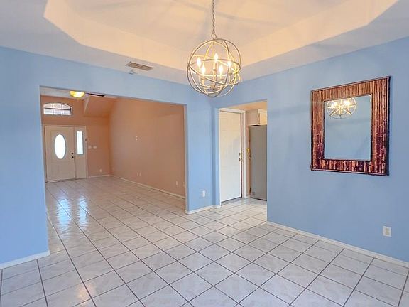 4th image of 424 Gilson Rd