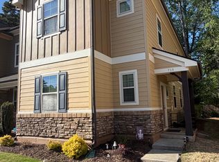728 Wickham Ridge Rd, Apex, NC 27539