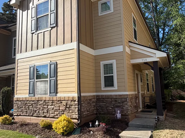 728 Wickham Ridge Rd, Apex, NC 27539