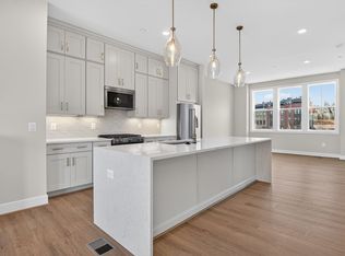 11904 Northpark Dr, North Bethesda, MD 20852