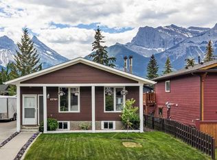 117 NE Kodiak Rd, Canmore, AB T1W1C5