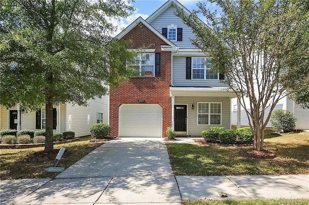 12015 Royal Castle Ct — Photo 1