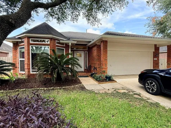 4634 Jaymar Dr, Sugar Land, TX 77479