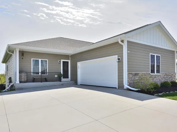1358 Scenic Pointe COURT, Hartford, WI 53027