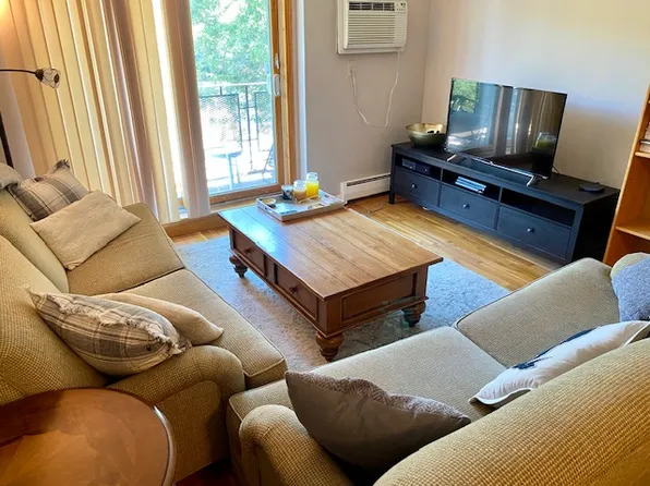 34 Babcock St #204, Brookline, MA 02446