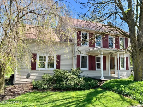 1197 Paxton St, Middleburg, PA 17842