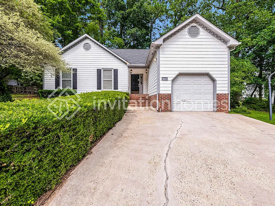 2704 Kempsford Pl