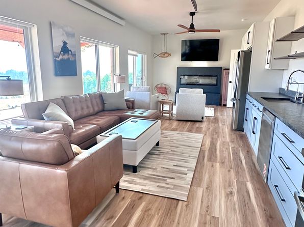 44 Alpine Village Cir