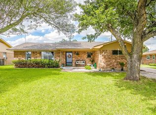 332 Country Club Dr, Hillsboro, TX 76645