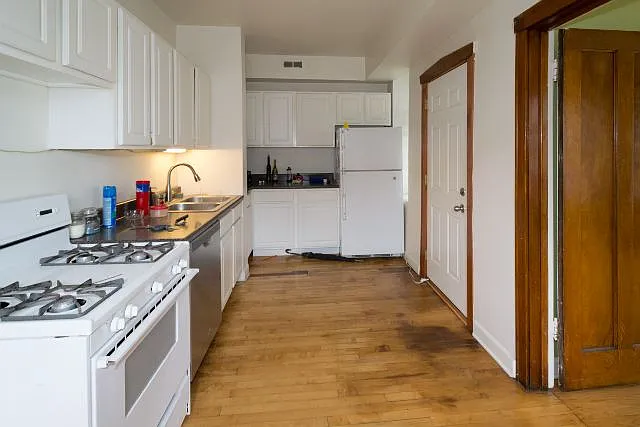 2023 W Thomas St #3 — Photo 3