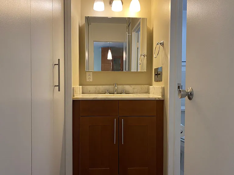 2800 Wisconsin Ave NW #409 — Photo 9