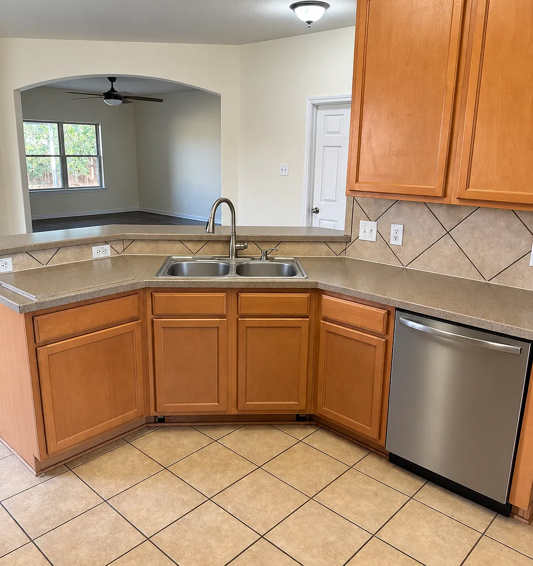 3 bed, 1890 sqft, $2,100 — Photo 4