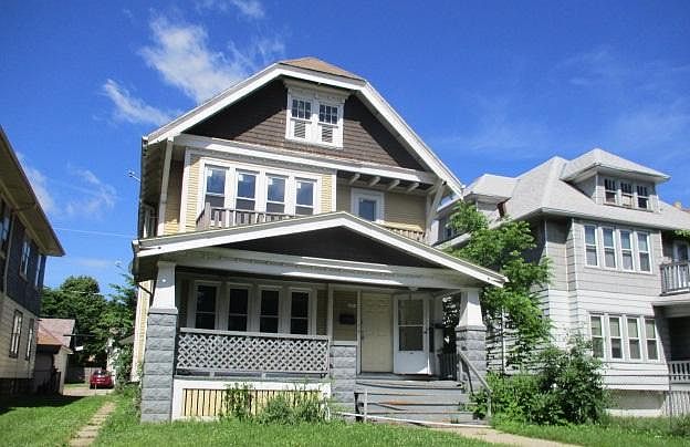 1st image of 3035 N 39th St #3037