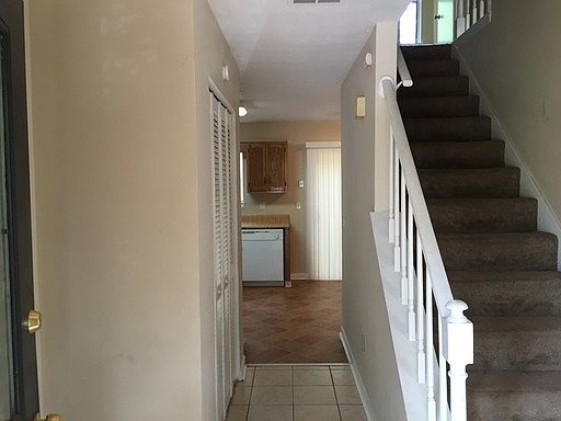 4th image of 556 Sunfield Dr