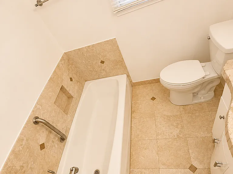 2157 W 109th Pl — Photo 7