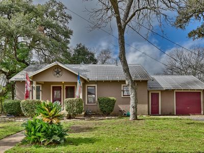 239 N Monroe St, La Grange, TX, 78945