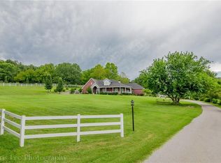 19356 Neills Bluff Rd #550, Springdale, AR 72764