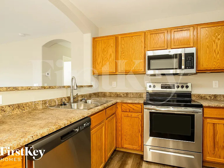 7221 W Marlette Ave — Photo 5