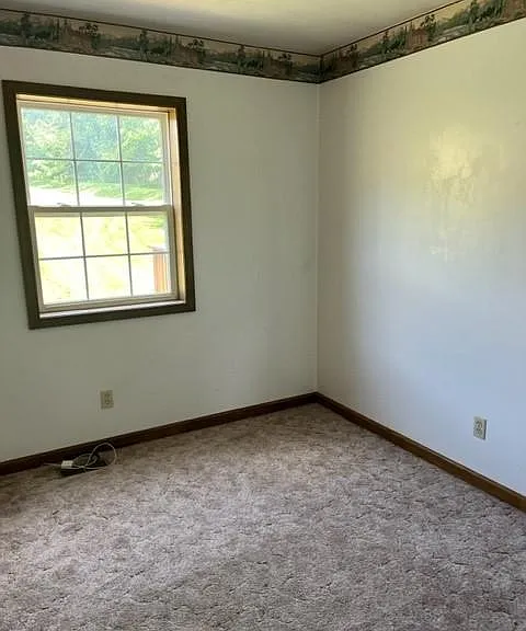 7586 Hoffacker Rd — Photo 8