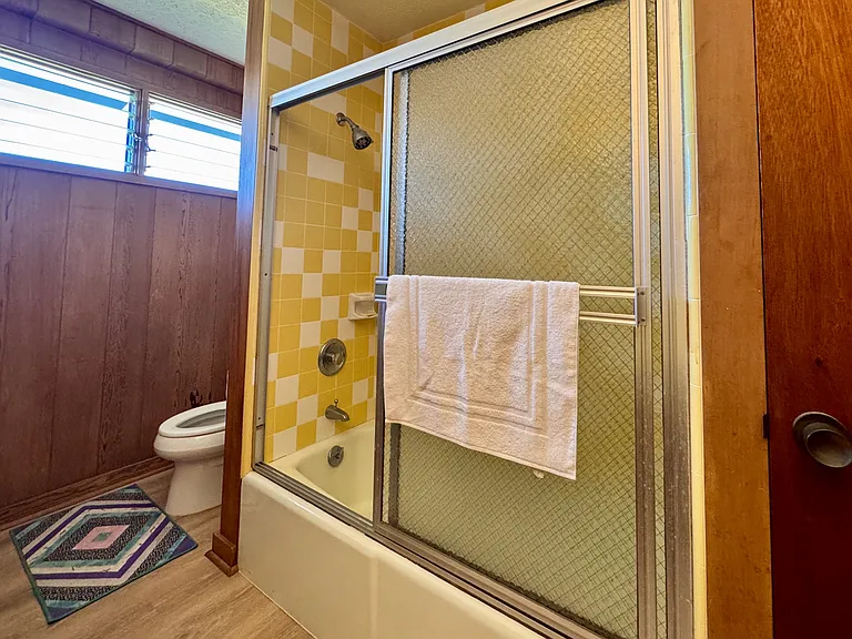 129 Kapualani St — Photo 18