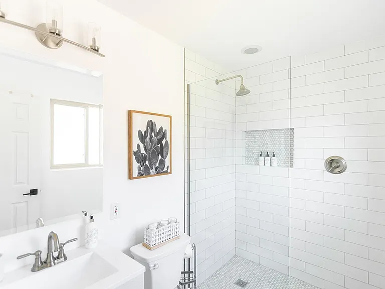 7435 E Granada Rd — Photo 21