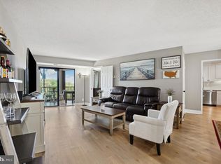 5904 Mount Eagle Dr APT 1003, Alexandria, VA 22303