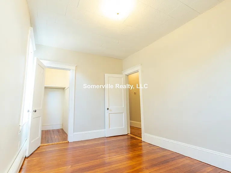 25 Ashford St #1 — Photo 8