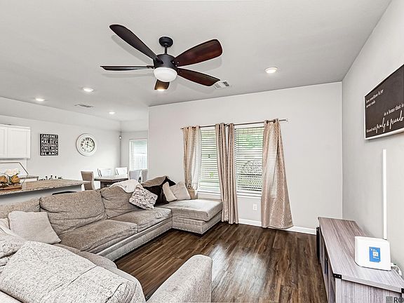 5th image of 30716 Pine Grove Dr