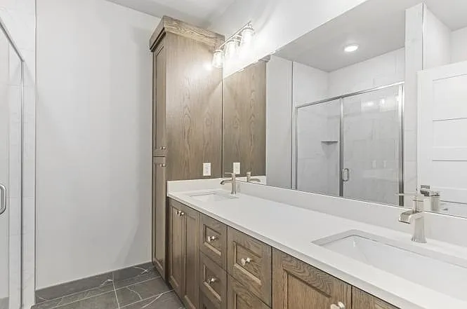 1124 W Vos Cir #201 — Photo 9
