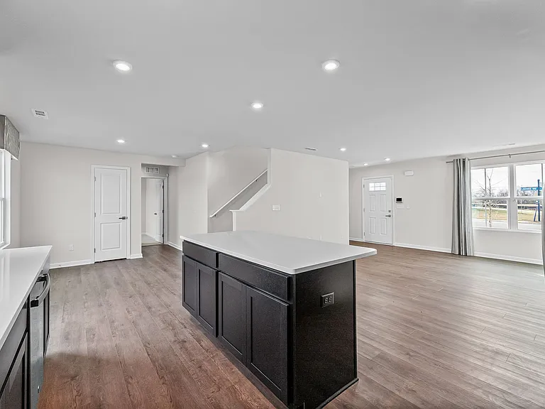 1139 Lisenbee Way — Photo 15
