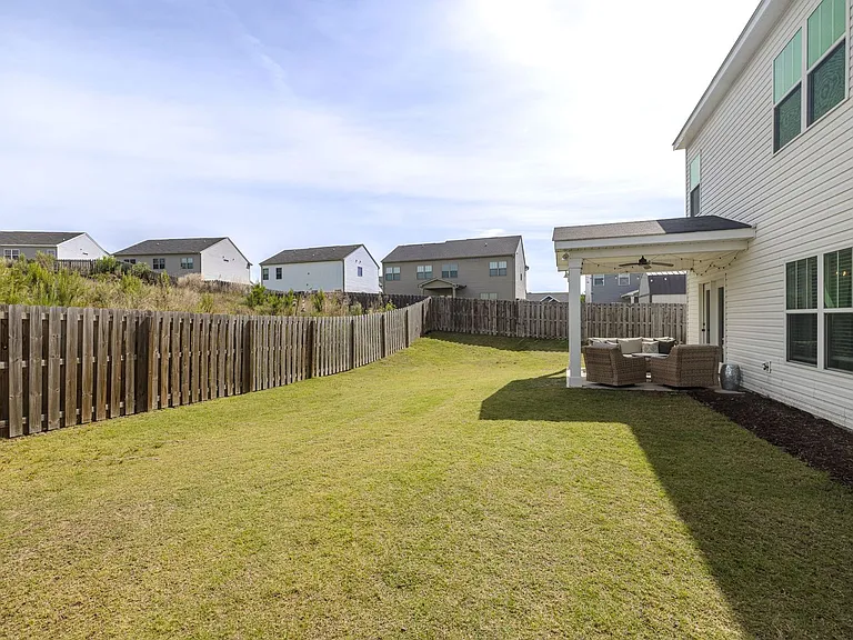 2002 Meridian Way — Photo 48