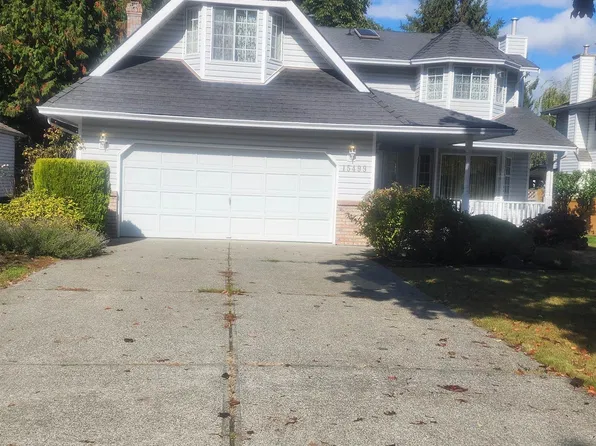 15499 91a Ave, Surrey, BC V3R 9X1