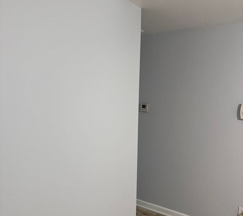 1st image of 850 Saint Bartholomew Dr