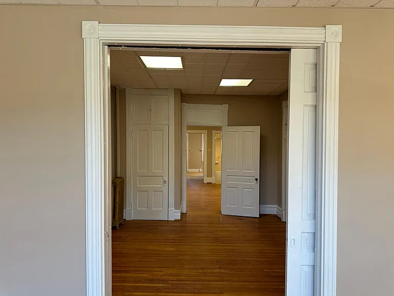 115 S Potomac St #2 — Photo 8