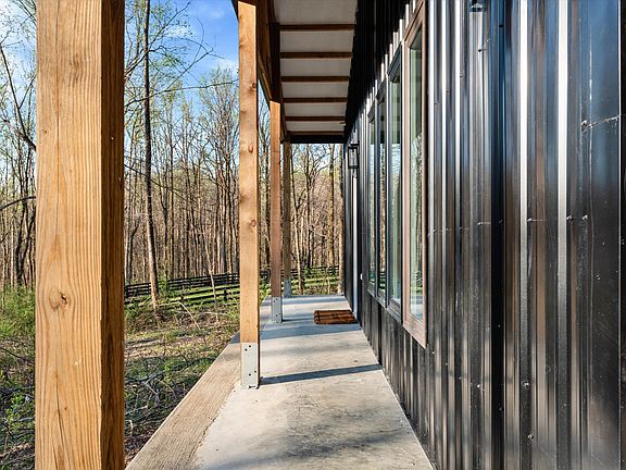 60th image of 925 Weeping Willow Rd #D