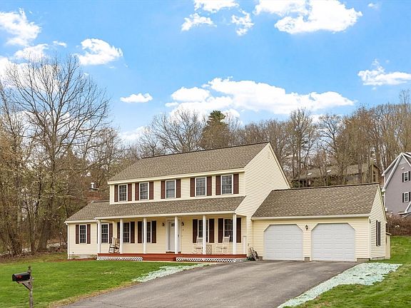 2nd image of 8 Biscuit Hill Dr