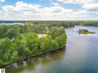 991 Tranquil Point Rd #5, Traverse City, MI 49686