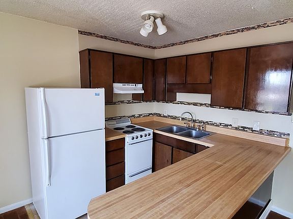 3rd image of 201 E Meadowview Rd #F