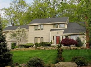 57 Musiker Ave, Randolph, NJ