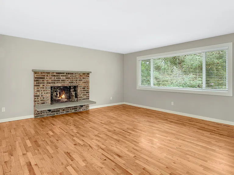 8003 NE 128th St — Photo 5