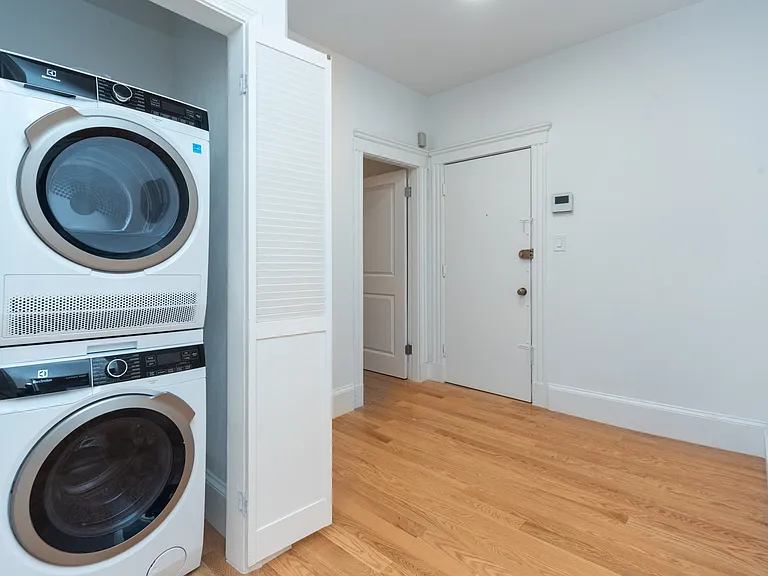 89 Park Dr #5A — Photo 13