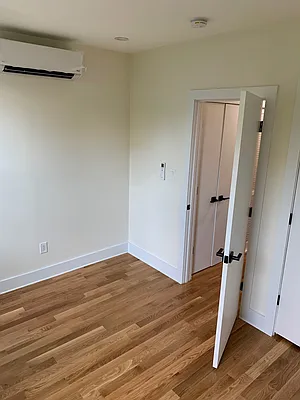 Rented by Suzuki Capital LLC | media 4