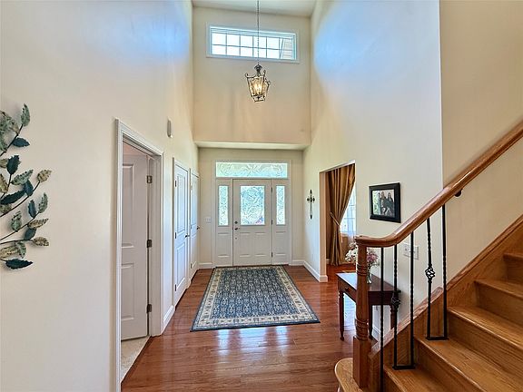 4th image of 4654 Ledgewood Ct