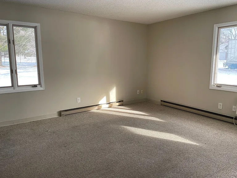 Perry Park Apartments — Photo 3