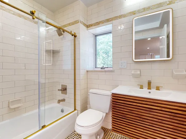 82 East 5th Street image 8 of 10