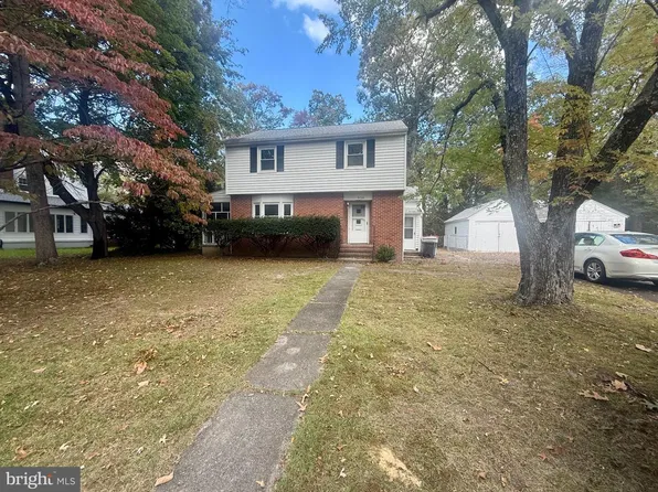 938 N Korff Dr, Vineland, NJ 08360