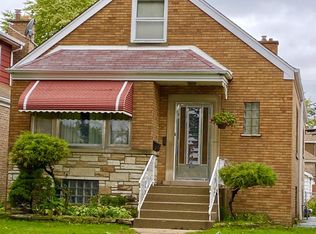 3826 Home Ave, Berwyn, IL 60402