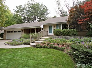 1026 Fairlawn Ave, Libertyville, IL