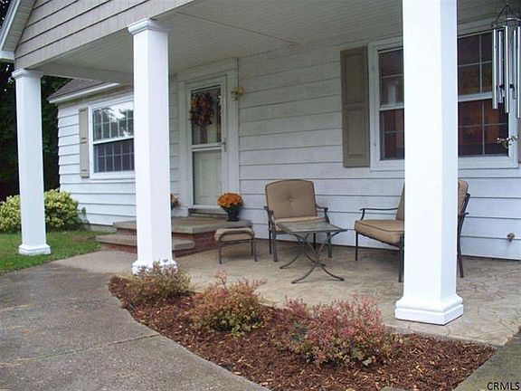 2nd image of 8 Berchman Dr